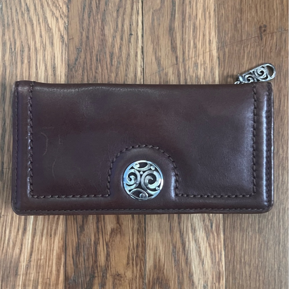 Brighton Collectibles London Groove Leather Wallet - Brown